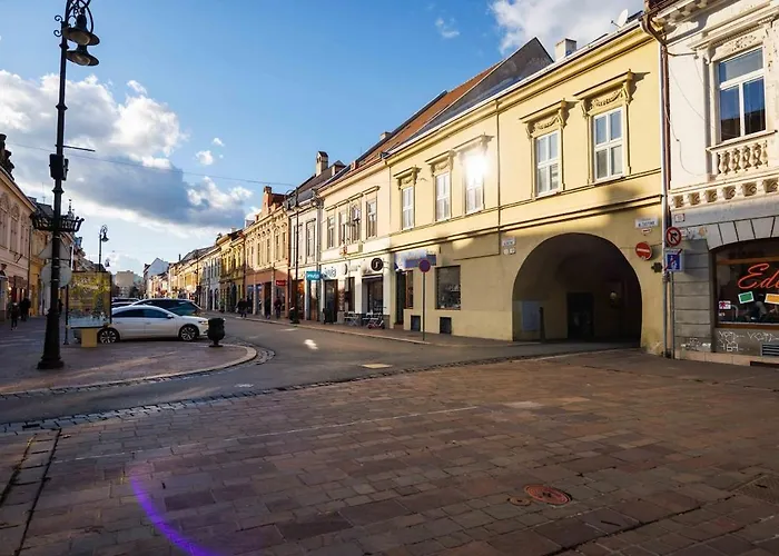 아파트 Cute In The Heart Of Old Town